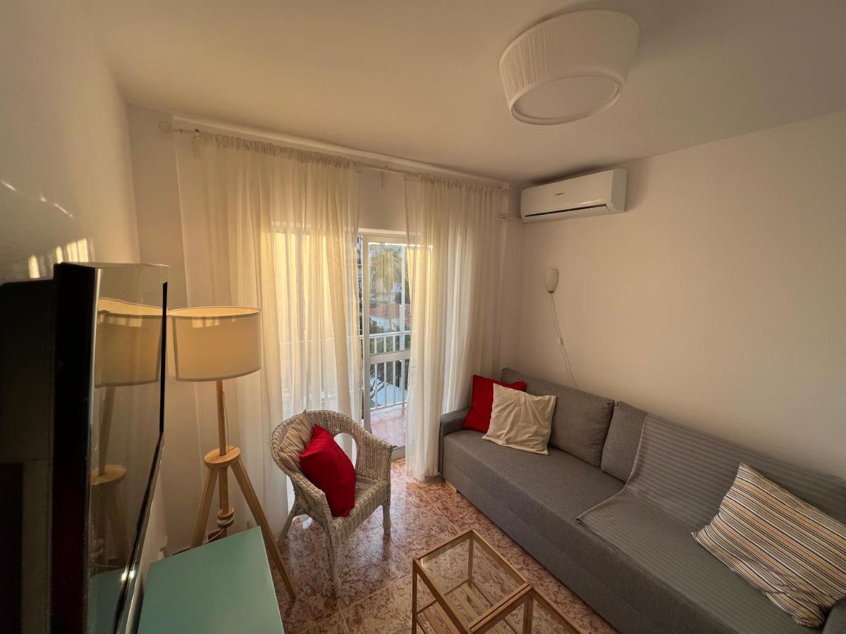Ribera Playa Alhamar Apartment Sitio de Calahonda Ngoại thất bức ảnh