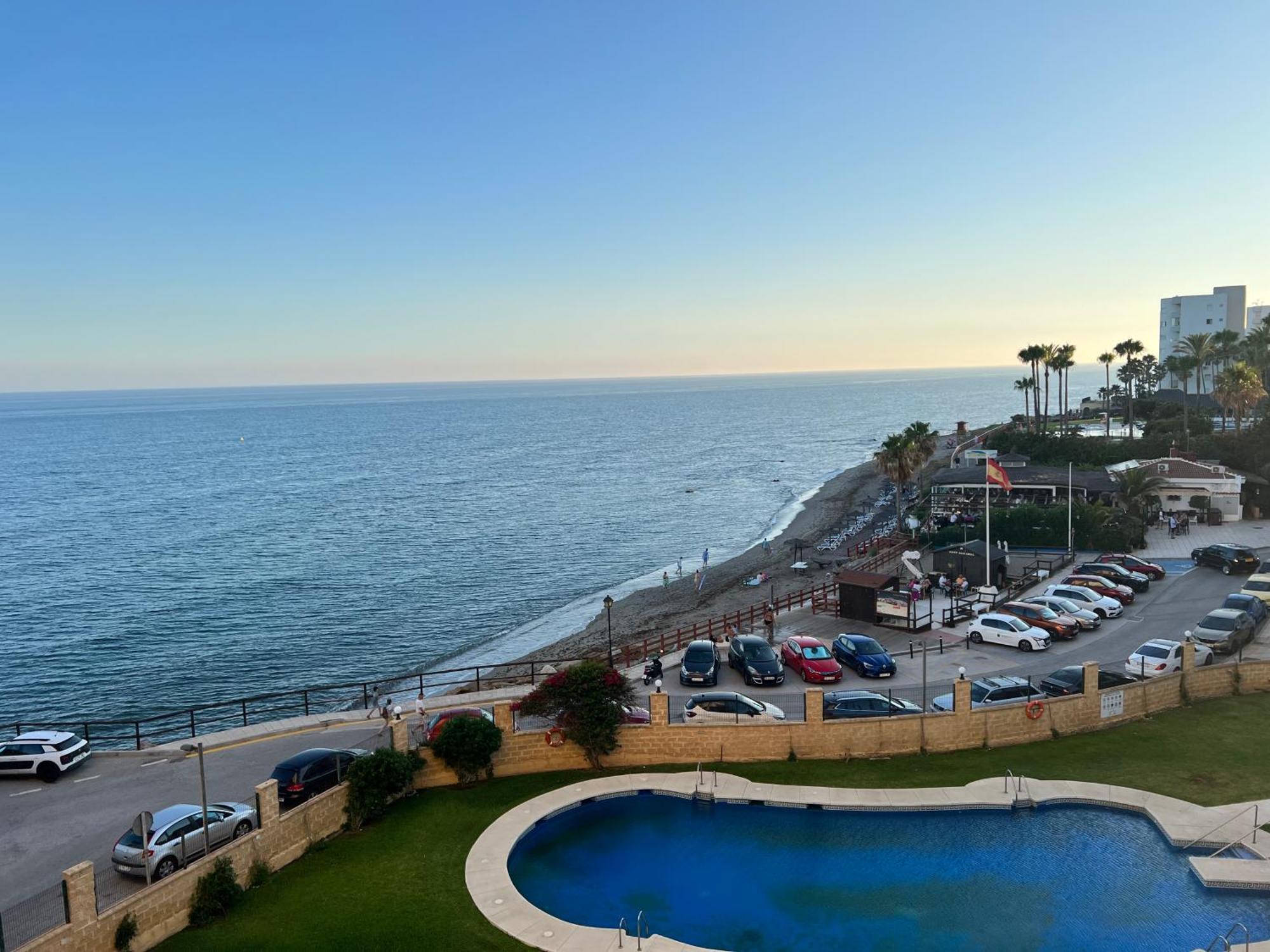 Ribera Playa Alhamar Apartment Sitio de Calahonda Ngoại thất bức ảnh